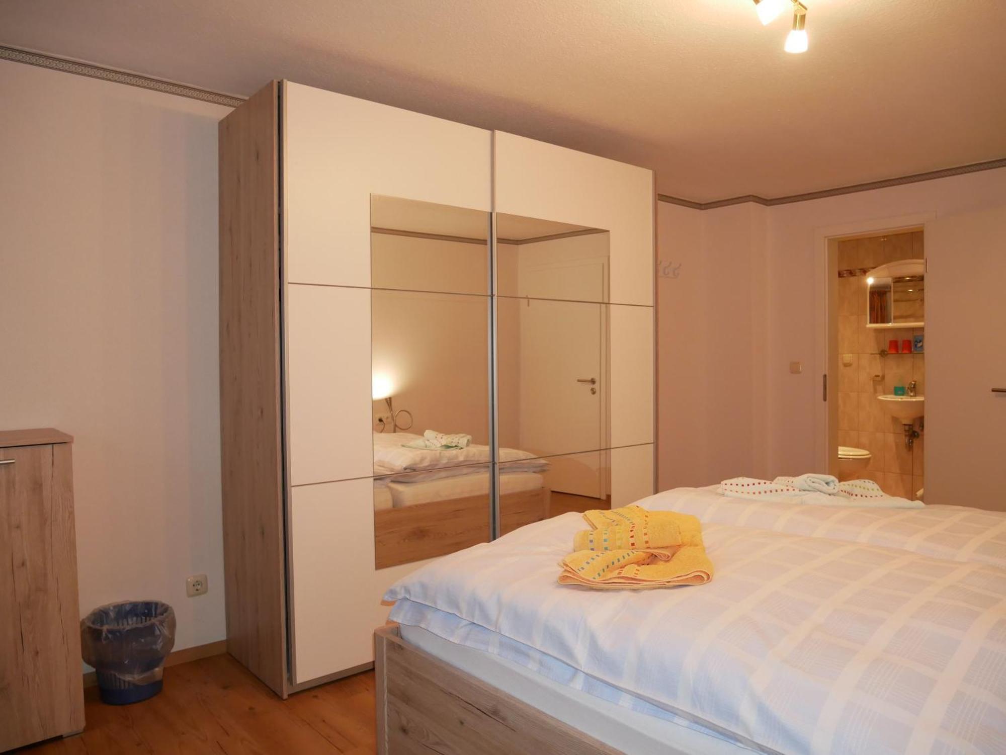 2 Ferienzimmer Inkl Fr & 1 Bungalow, Wlan, Garten, Grill Zinnowitz Luaran gambar