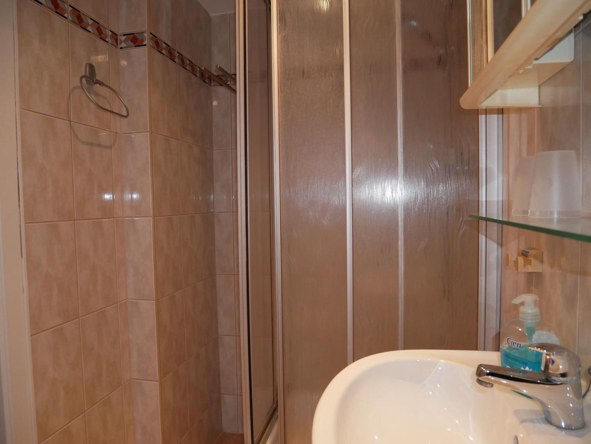 2 Ferienzimmer Inkl Fr & 1 Bungalow, Wlan, Garten, Grill Zinnowitz Luaran gambar